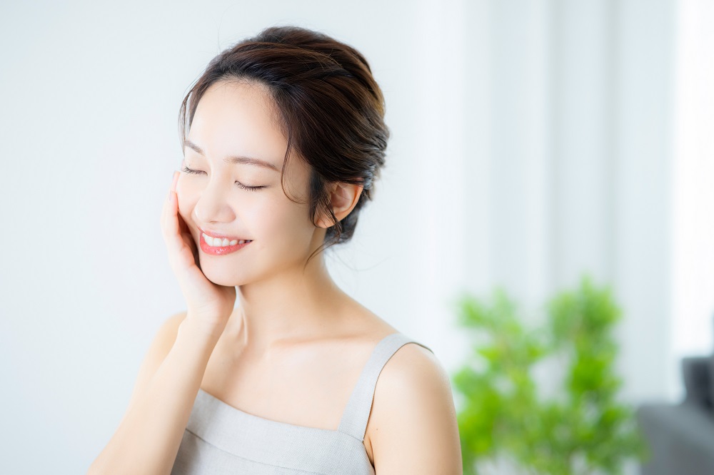 【医師監修】今日から始めるエイジングケア。医師も注目の「ヤチヤナギ」とは？